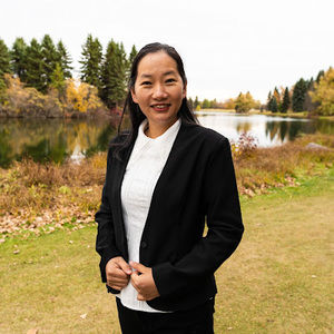 Meet your Posher, Phoebe